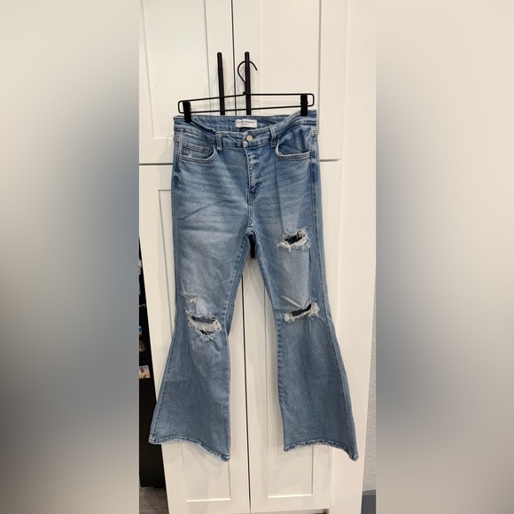 Flying Monkey - Mid-Rise Flare Stretch Jean - 31/32 - Picture 7 of 9